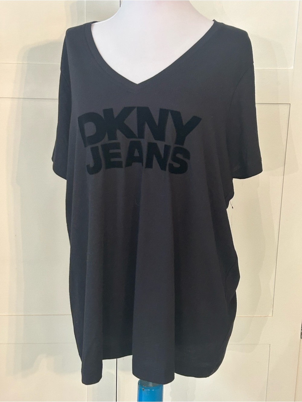 DKNY Jeans Black V‑Neck Logo Tee with Velvet Print